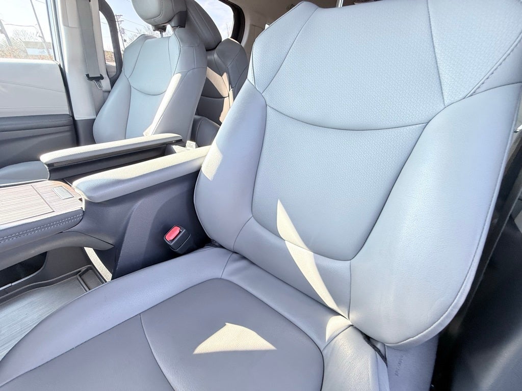 2021 Toyota Sienna XLE 7 Passenger