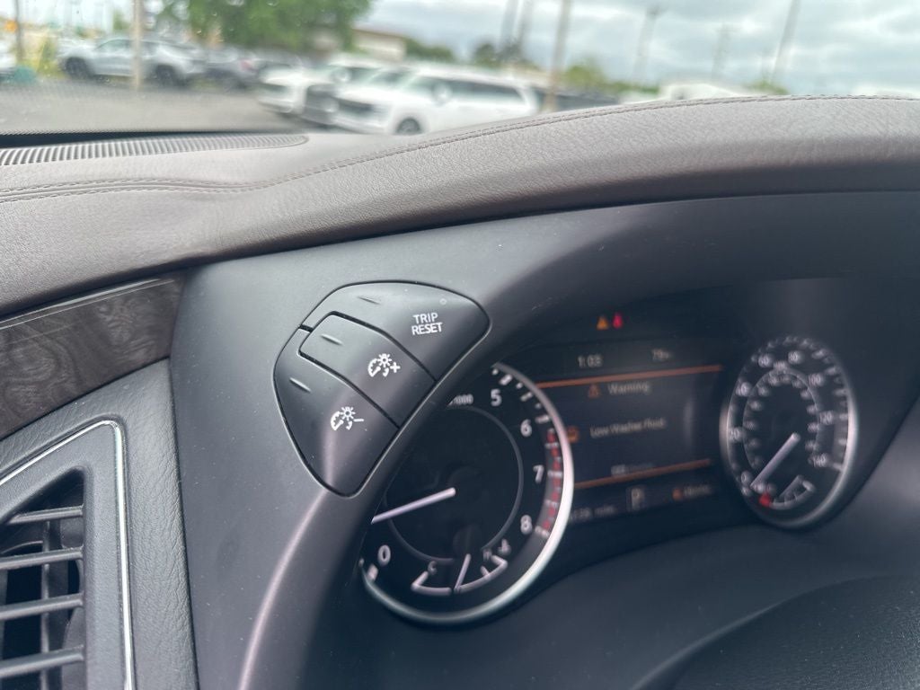 2022 Nissan Armada Platinum Captain's Chairs Package / NissanConnect featuring