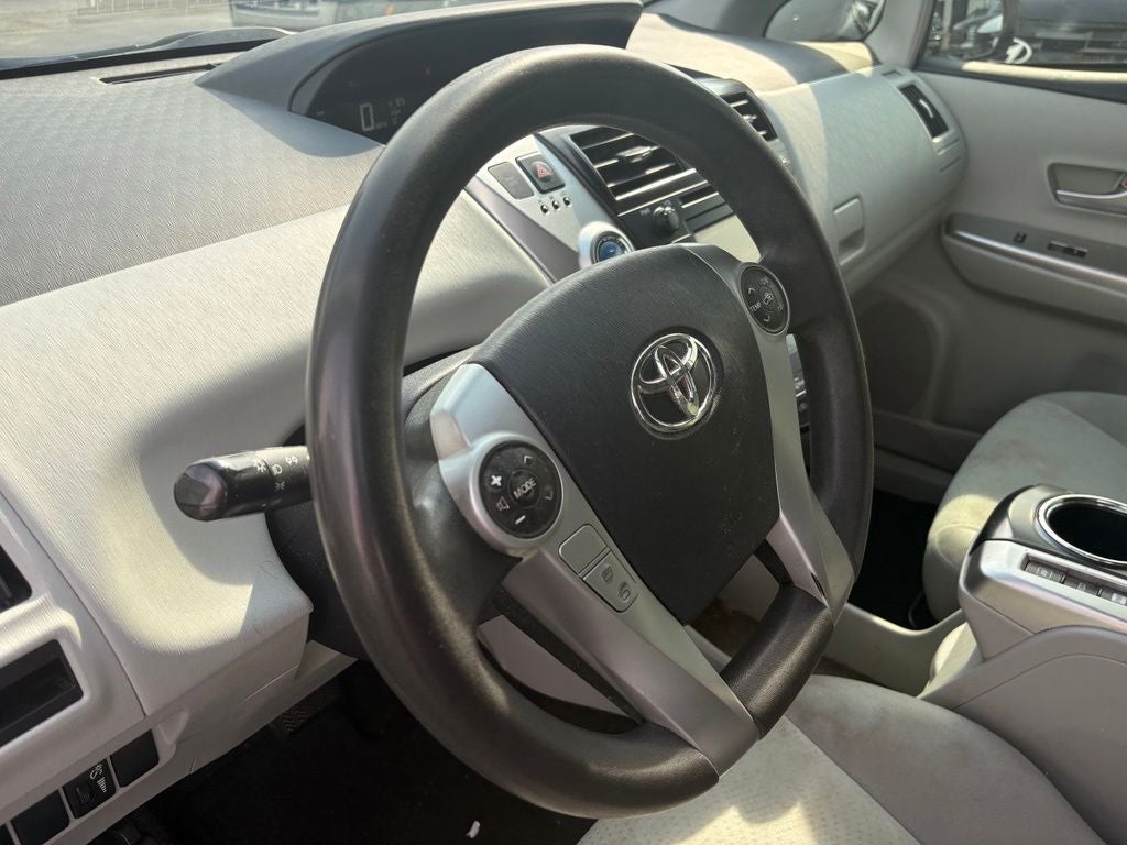 2013 Toyota Prius v Two