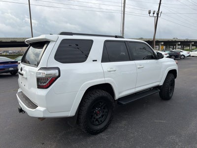 2023 Toyota 4Runner SR5 Premium LIFTED!! / 1-OWNER / CLEAN CAR-FAX