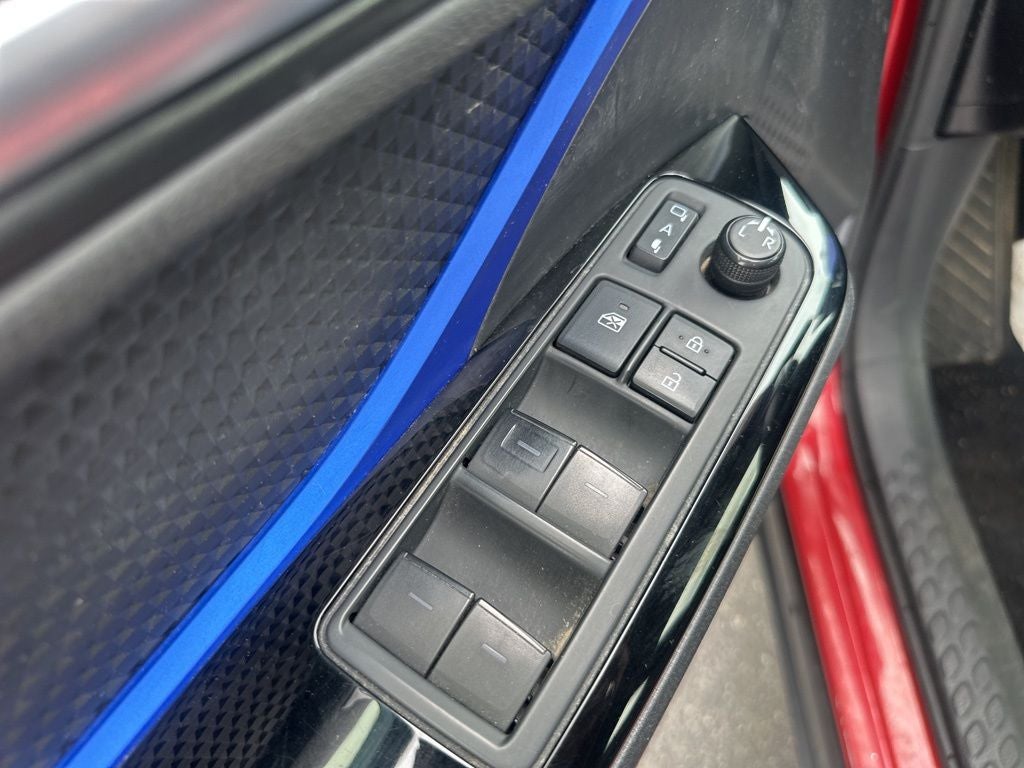 2021 Toyota C-HR XLE