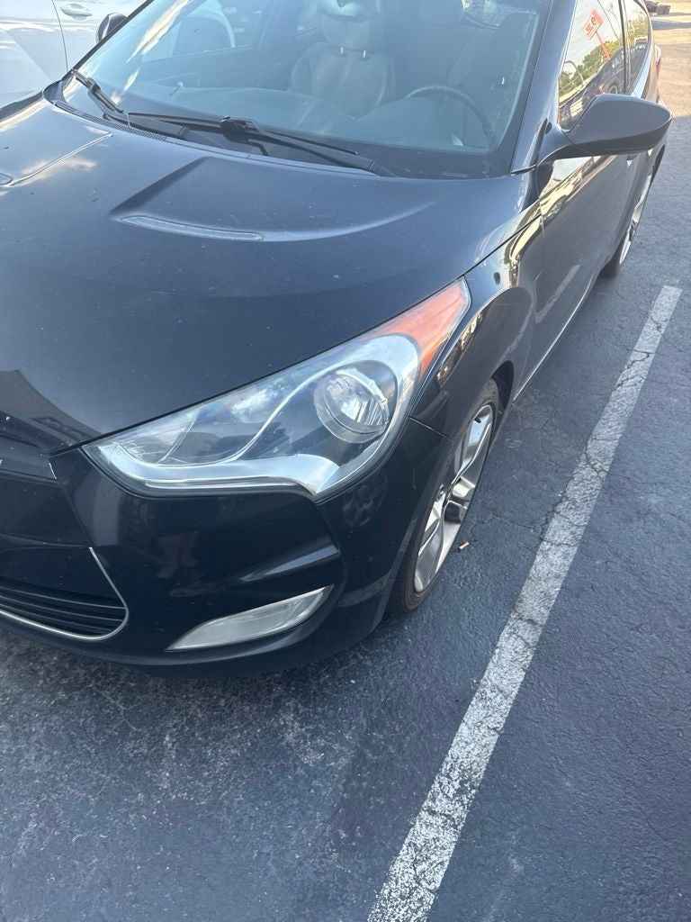 2013 Hyundai Veloster Base w/Gray