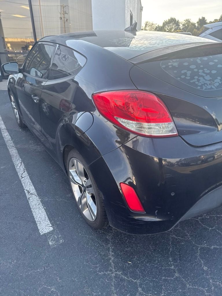 2013 Hyundai Veloster Base w/Gray