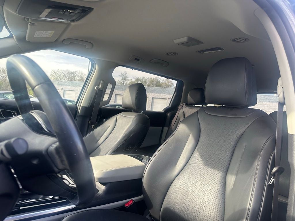 2024 Kia Carnival SX