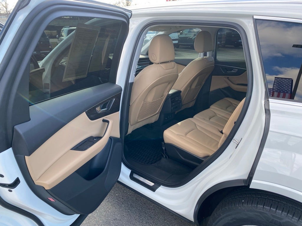 2021 Audi Q7 45 Premium quattro