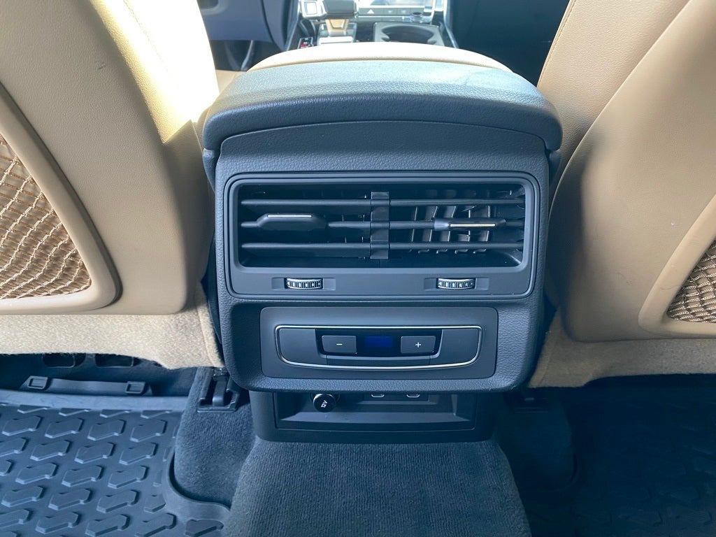 2021 Audi Q7 45 Premium quattro