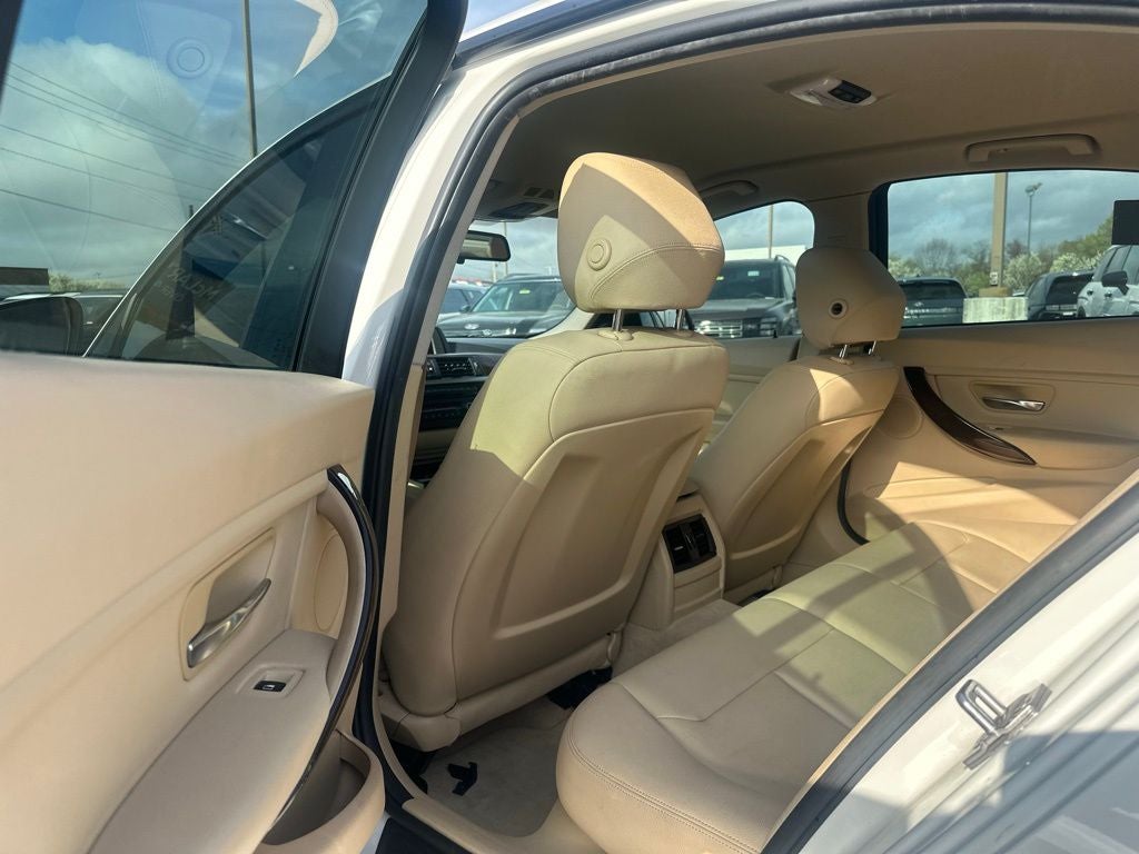 2015 BMW 3 Series 320i xDrive