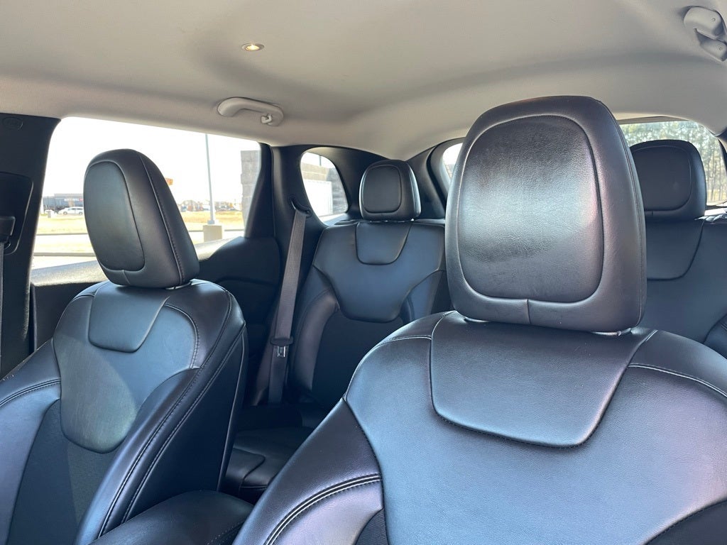 2021 Jeep Cherokee Altitude