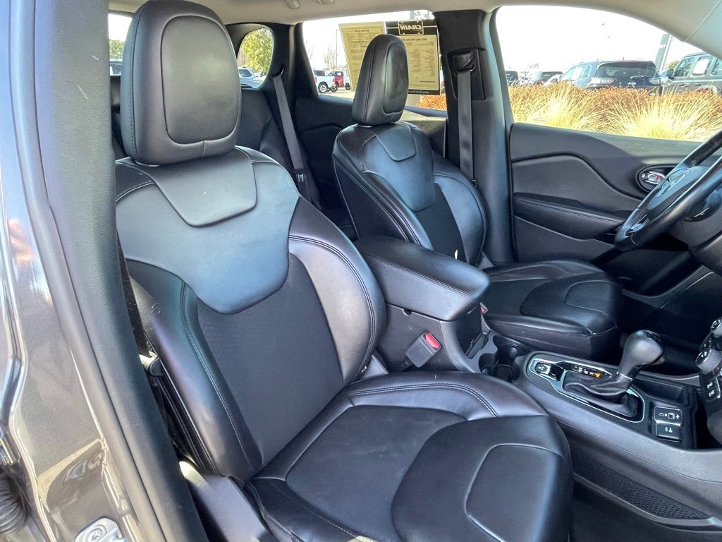 2021 Jeep Cherokee Altitude