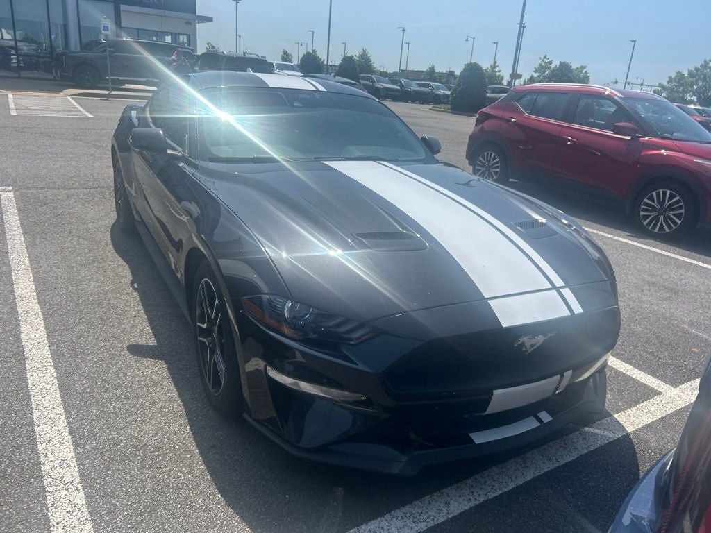 2022 Ford Mustang EcoBoost