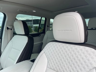 2024 GMC Acadia Denali