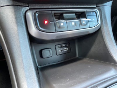 2021 GMC Acadia AT4