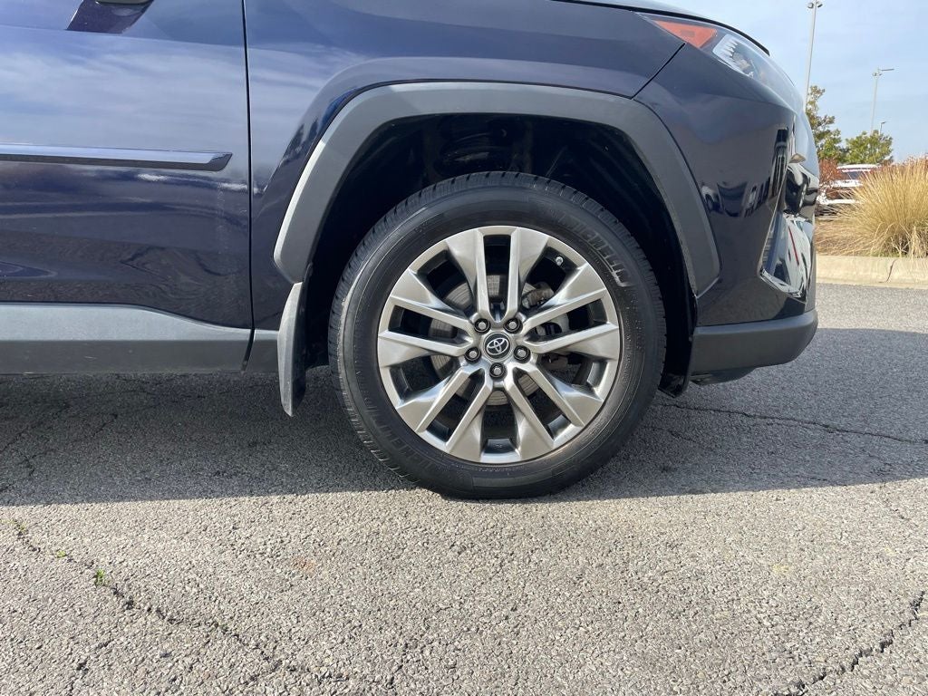 2019 Toyota RAV4 XLE Premium