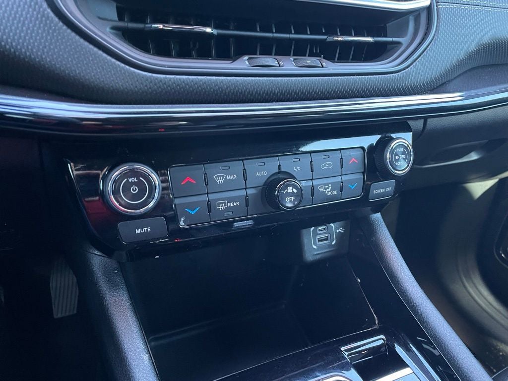 2023 Jeep Compass Altitude