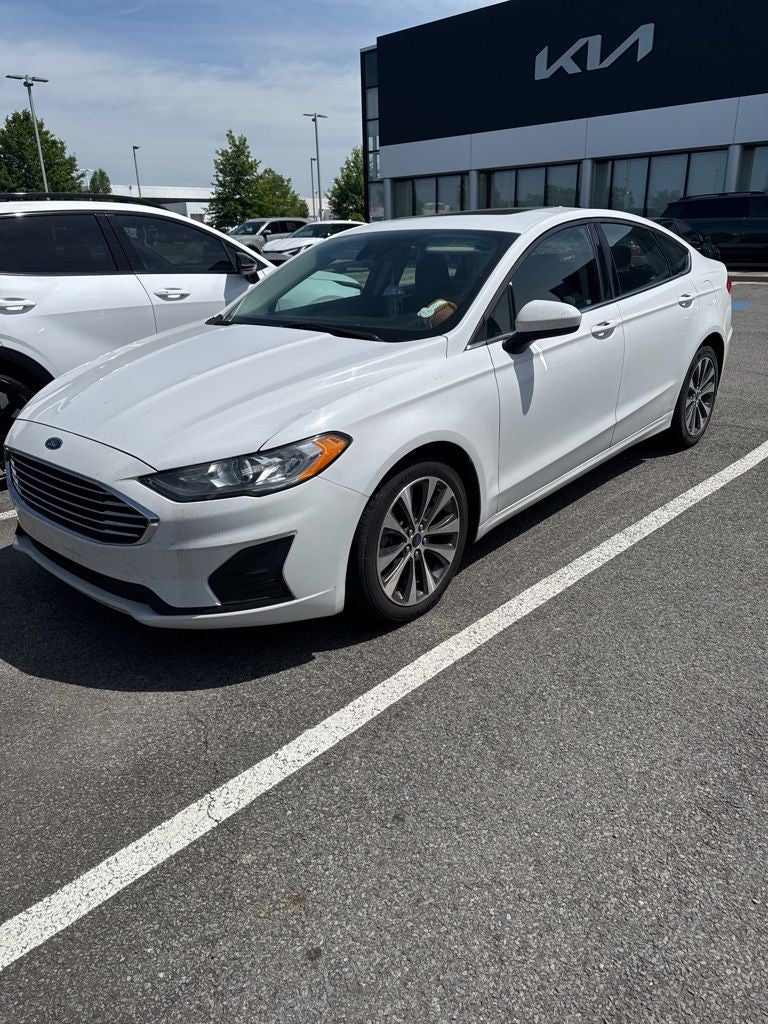 2020 Ford Fusion SE