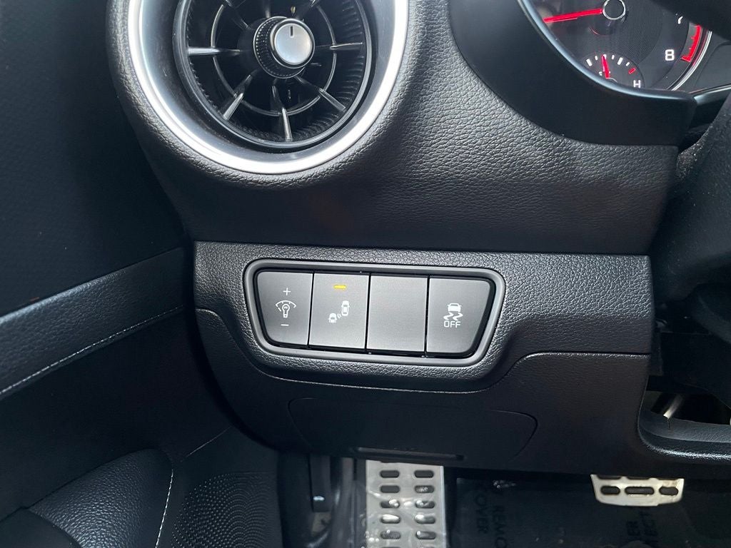 2022 Kia Forte GT-Line