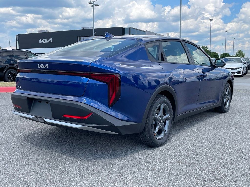 2026 Kia K4 LXS