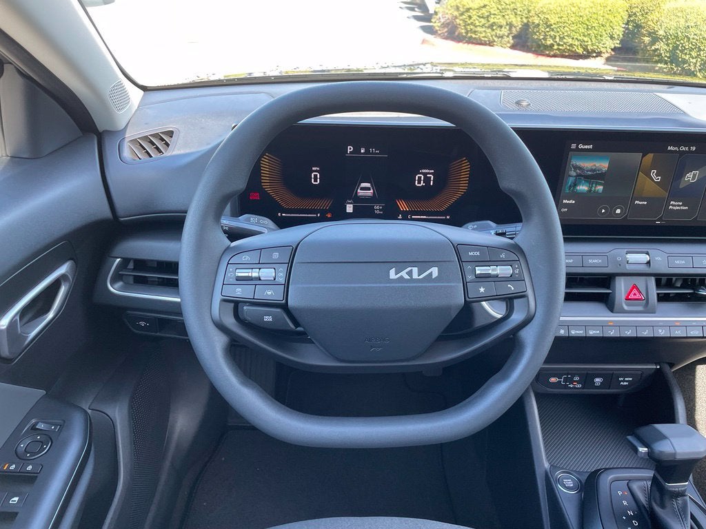 2027 Kia K4 LXS