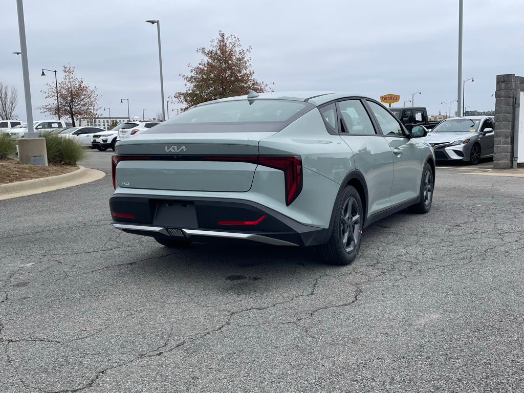 2025 Kia K4 LXS