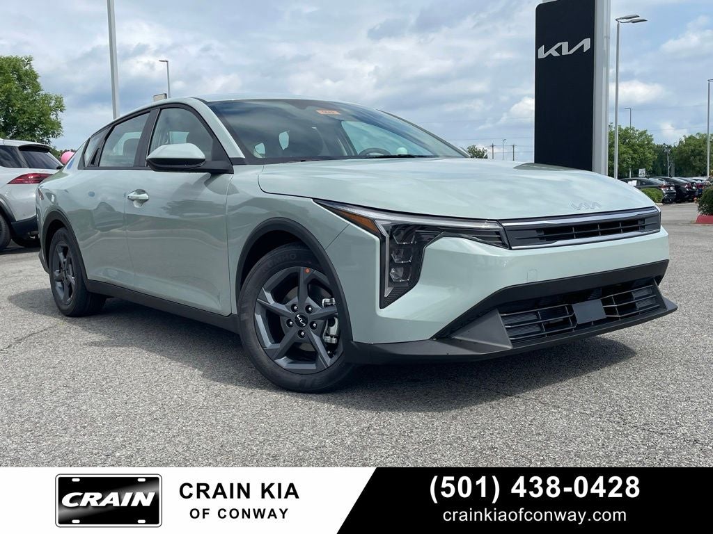 2026 Kia K4 LXS AT's photo