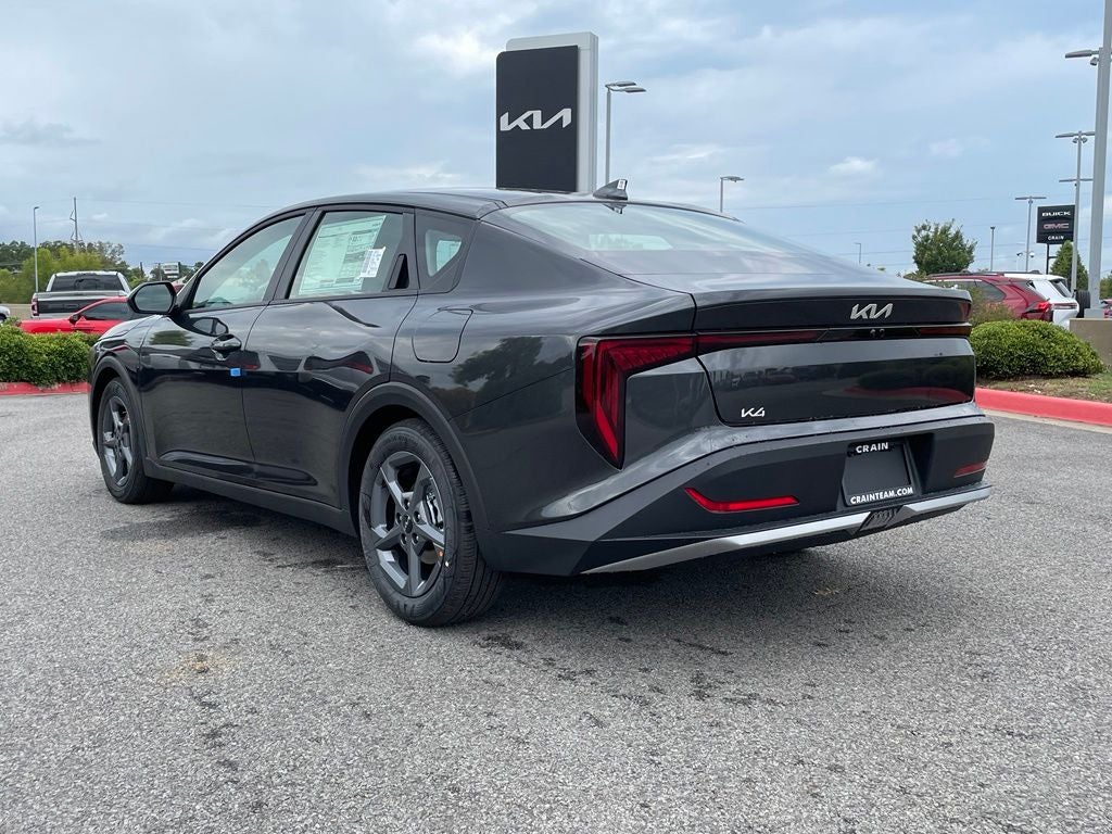 2026 Kia K4 LXS