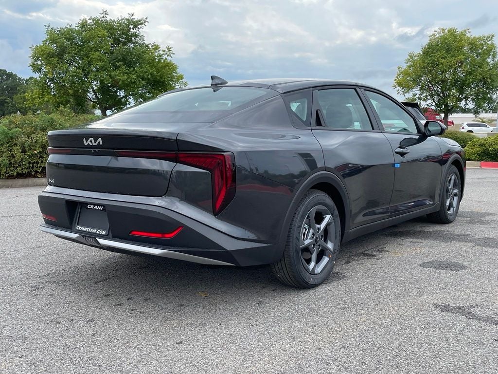 2026 Kia K4 LXS