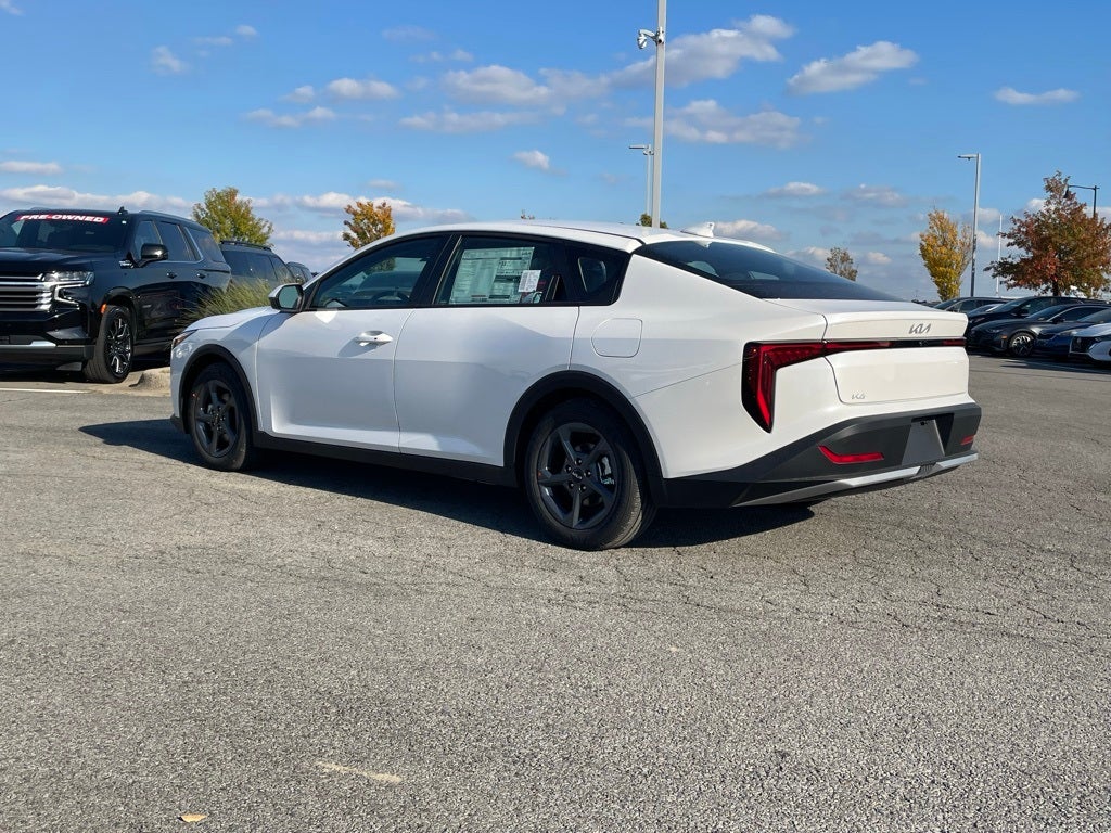 2025 Kia K4 LXS