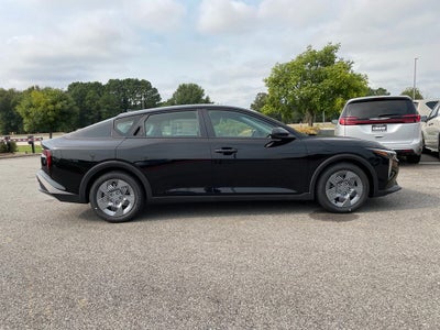2026 Kia K4 LX