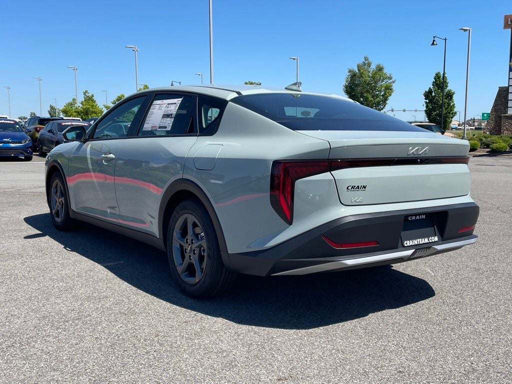 2026 Kia K4 LXS