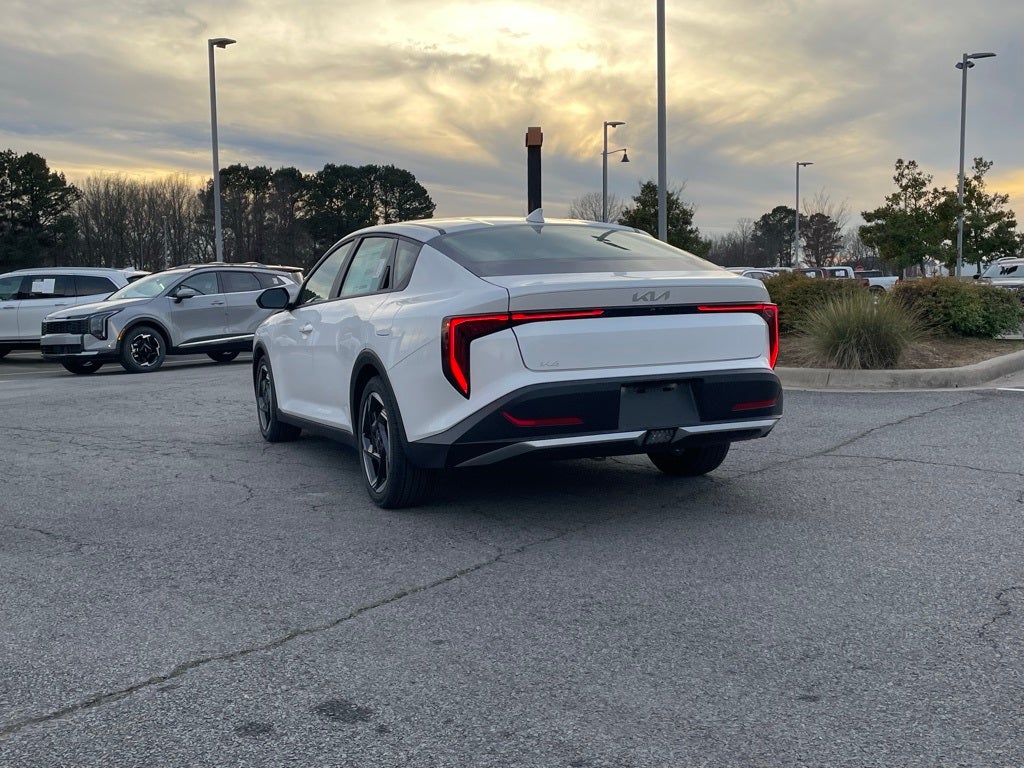2026 Kia K4 EX