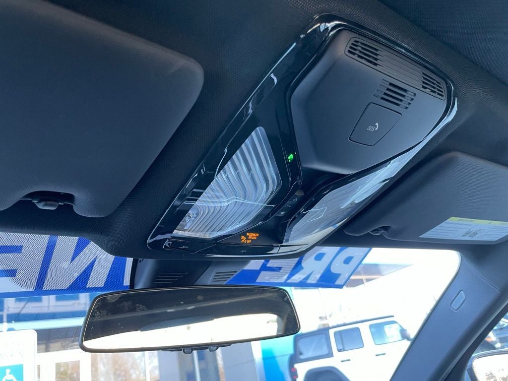 2024 BMW 3 Series 330i