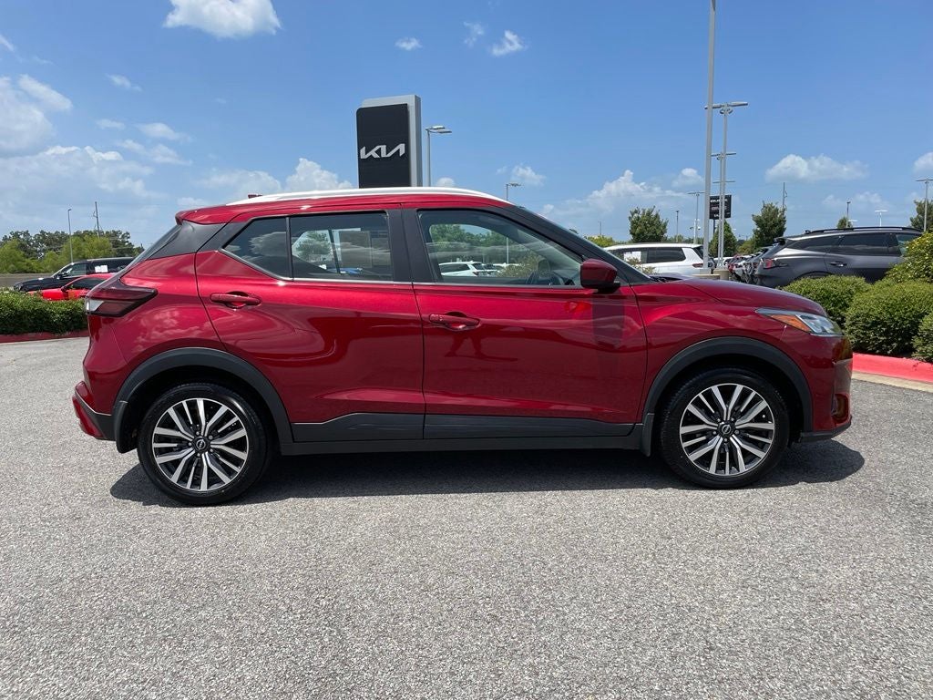 2022 Nissan Kicks SV