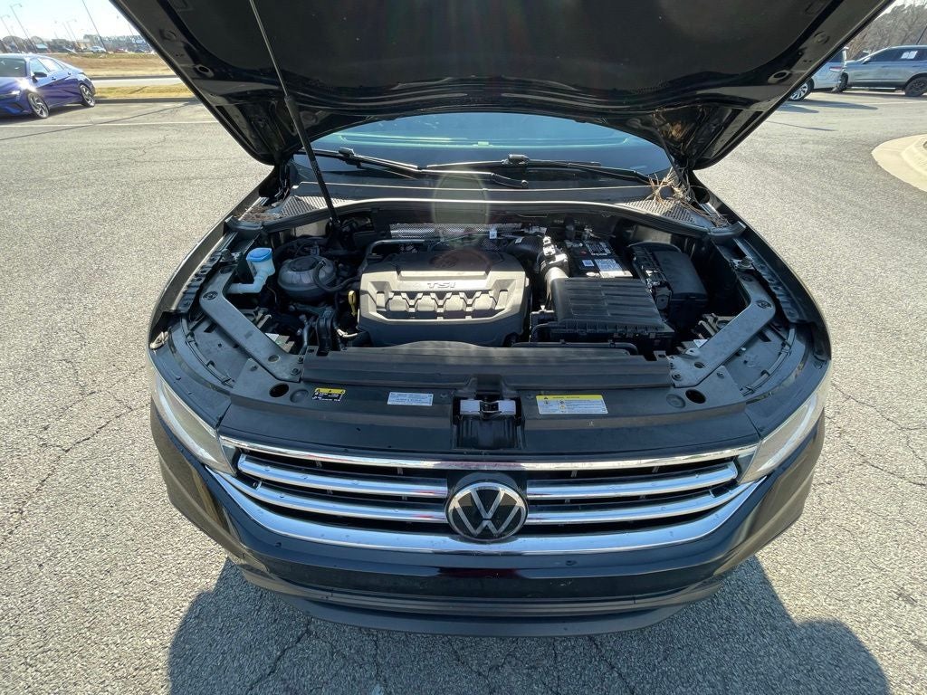 2023 Volkswagen Tiguan 2.0T SE