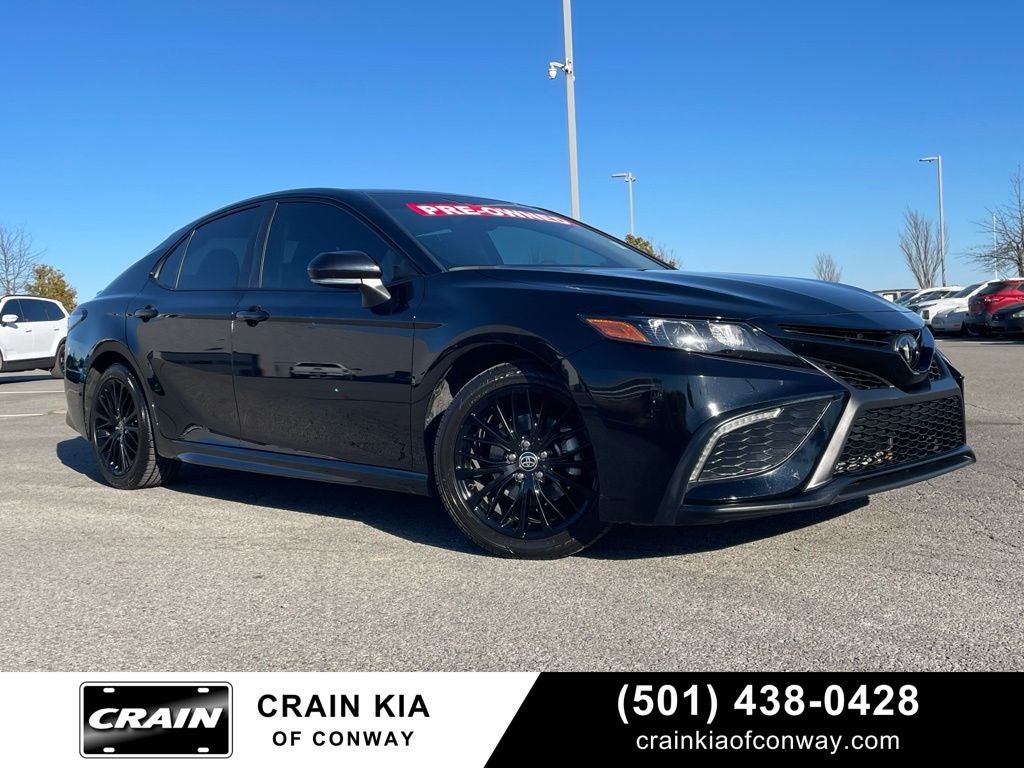 2022 Toyota Camry SE Nightshade