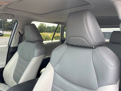2021 Toyota RAV4 Hybrid XLE Premium