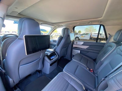 2022 Lincoln Navigator Black Label