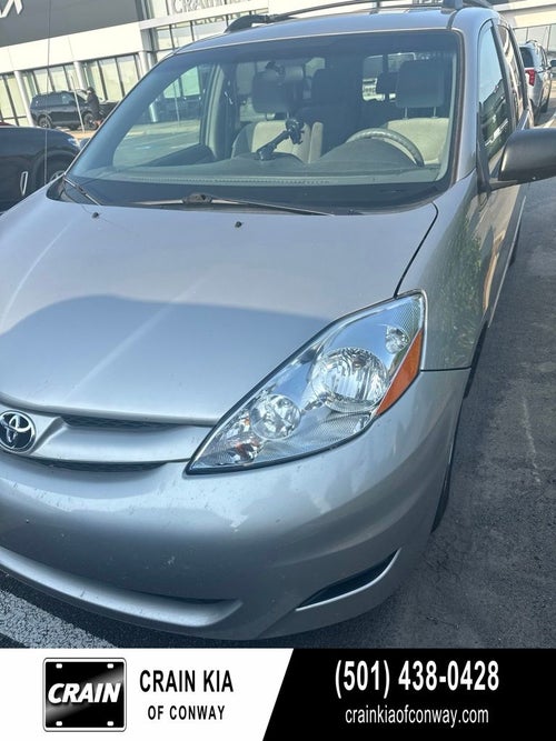 2009 Toyota Sienna LE