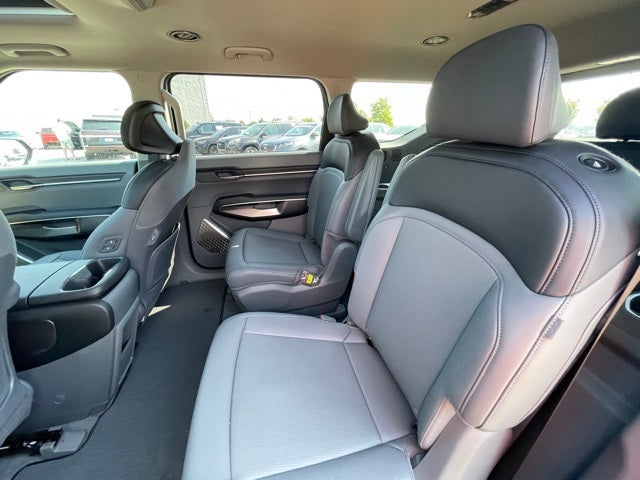 2026 Kia EV9 Light Long Range