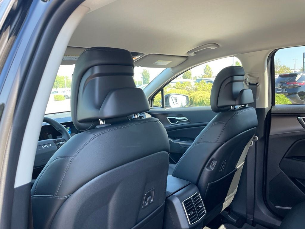 2027 Kia Sportage EX