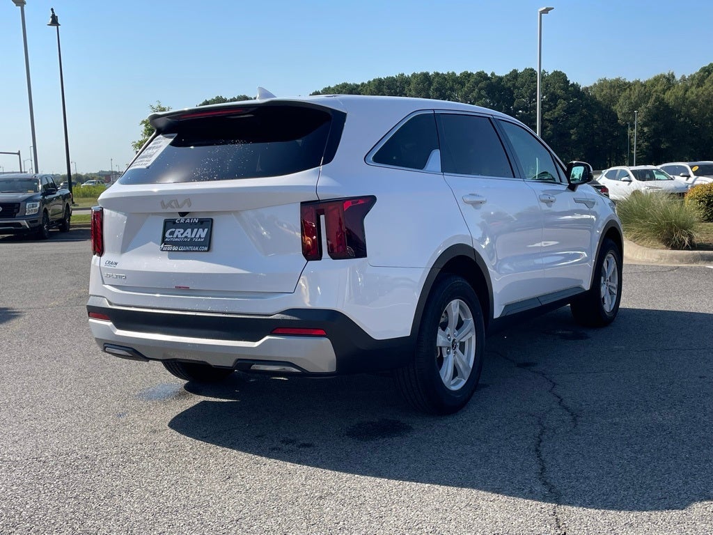 2025 Kia Sorento LX