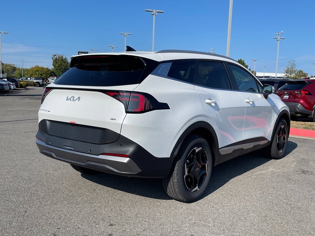 2027 Kia Sportage Hybrid EX
