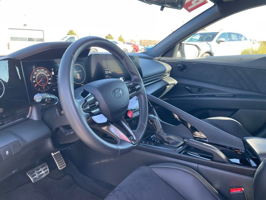 2025 Hyundai Elantra N Base