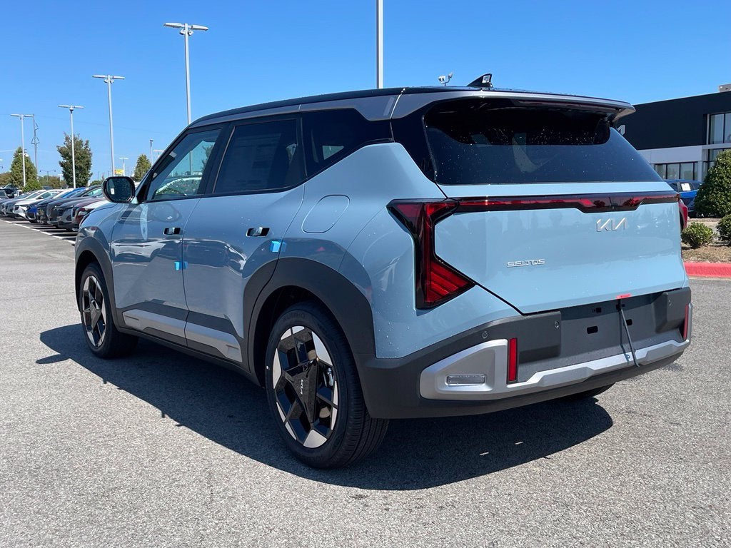 2027 Kia Seltos S