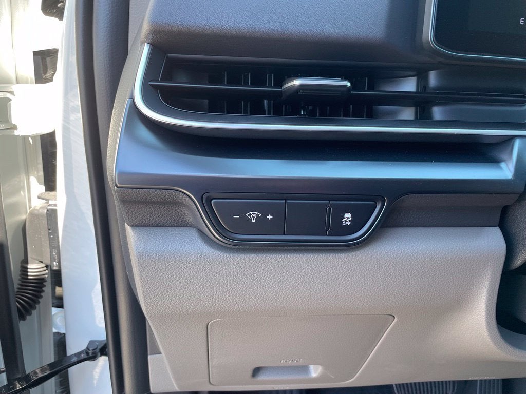 2027 Kia Carnival LX