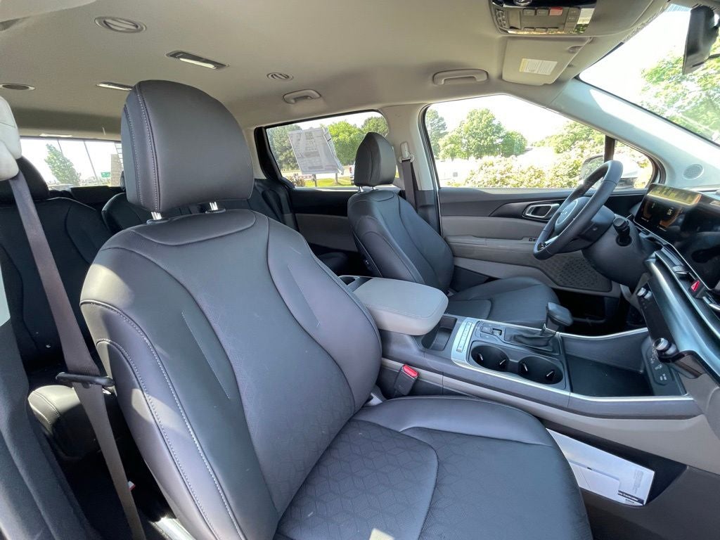 2026 Kia Carnival LXS