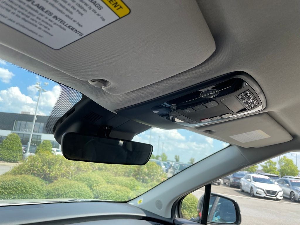 2027 Kia Carnival LX