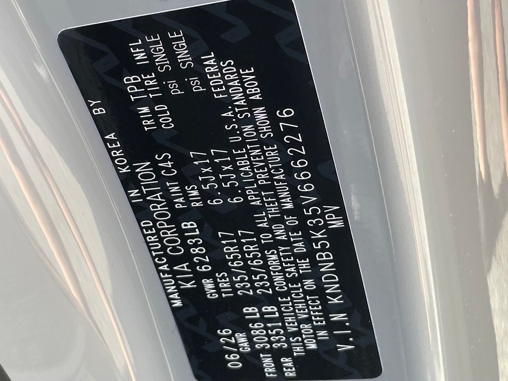 2027 Kia Carnival LX