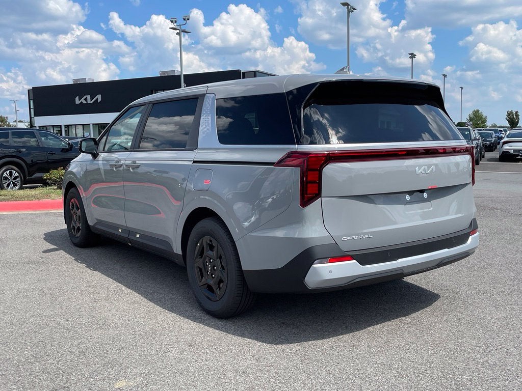 2027 Kia Carnival LX