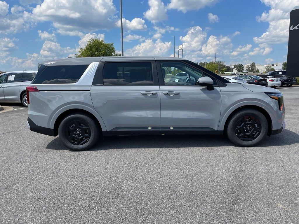 2027 Kia Carnival LX