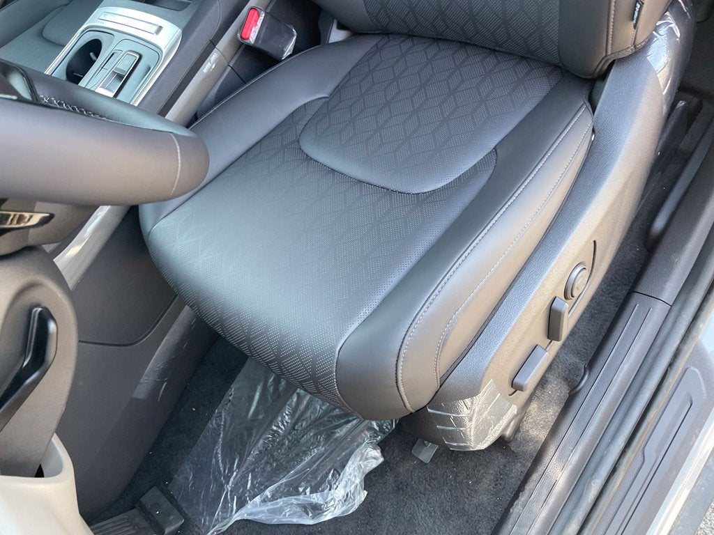 2027 Kia Carnival Hybrid LXS
